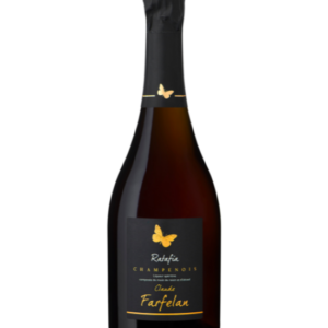Bouteille de liqueur Ratafia champenois avec étiquette noire et papillon doré.